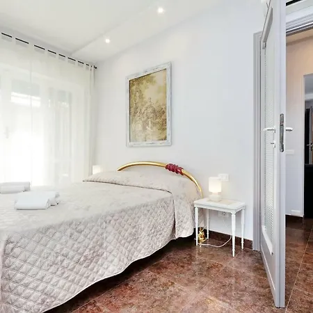 Pandosia Appartement *